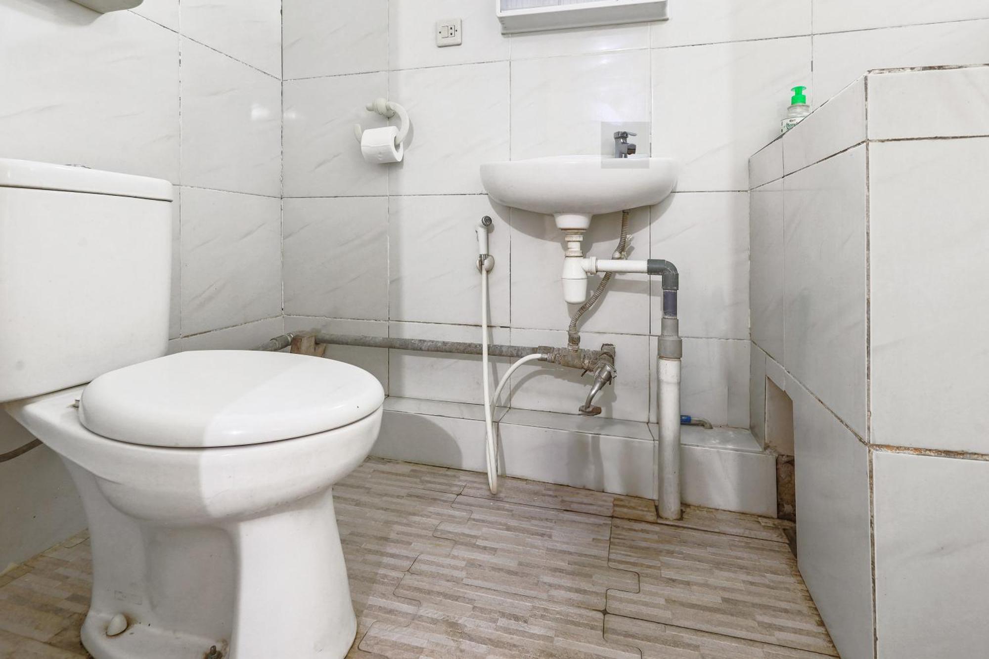 Palulu Garden Homestay Labuan Bajo Exterior foto